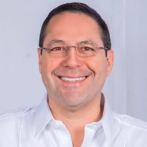 Picture of Carlos Eduardo Reina